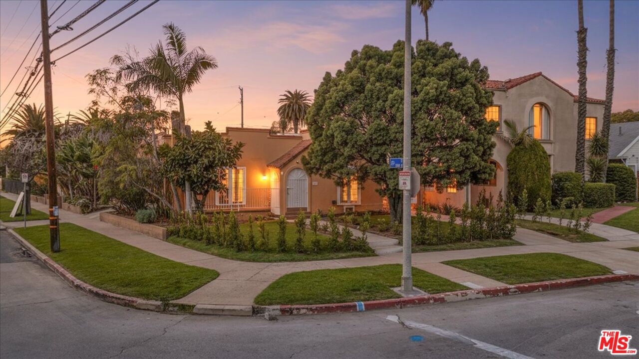 Property photo for 1185 S Tremaine Ave, Los Angeles, CA