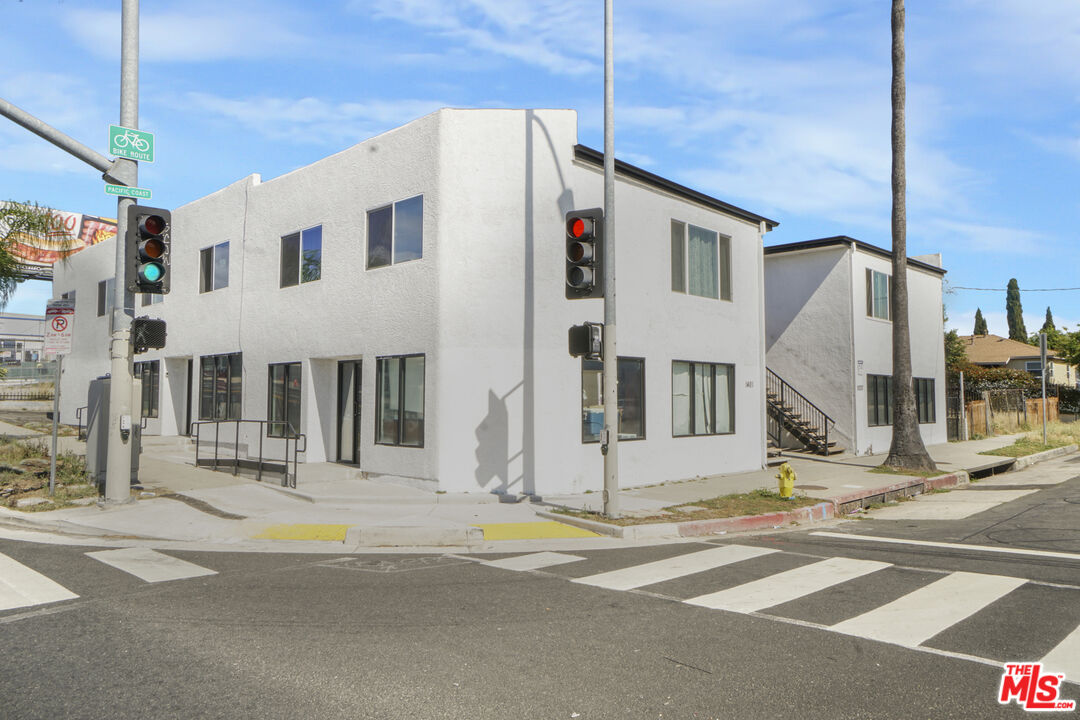 Property photo for 1401 Pacific Coast Hwy, Harbor City, CA