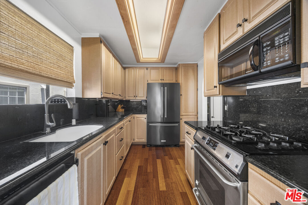 Property photo for 1431 Camden Ave, #303, Los Angeles, CA