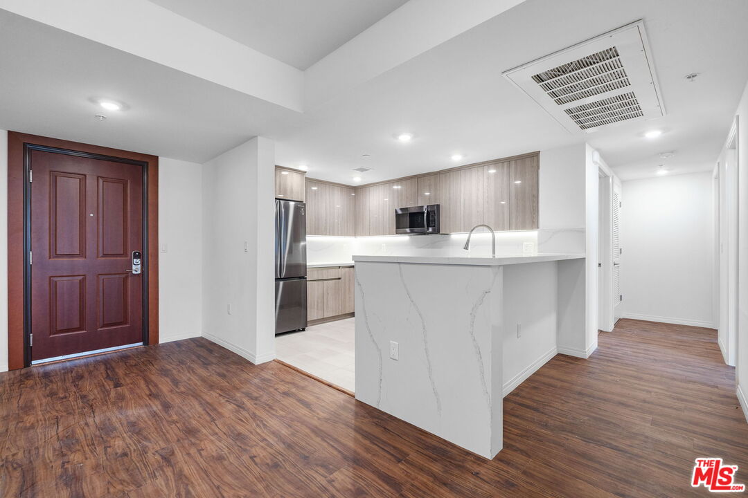 Property photo for 5240 Virginia Ave, #325, Los Angeles, CA