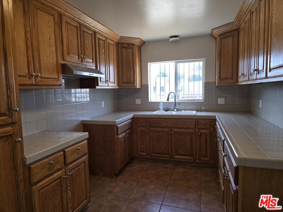 Property photo for 9004 S San Pedro St, Los Angeles, CA