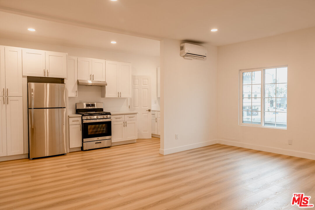 Property photo for 4521 Hollywood Blvd, #5, Los Angeles, CA