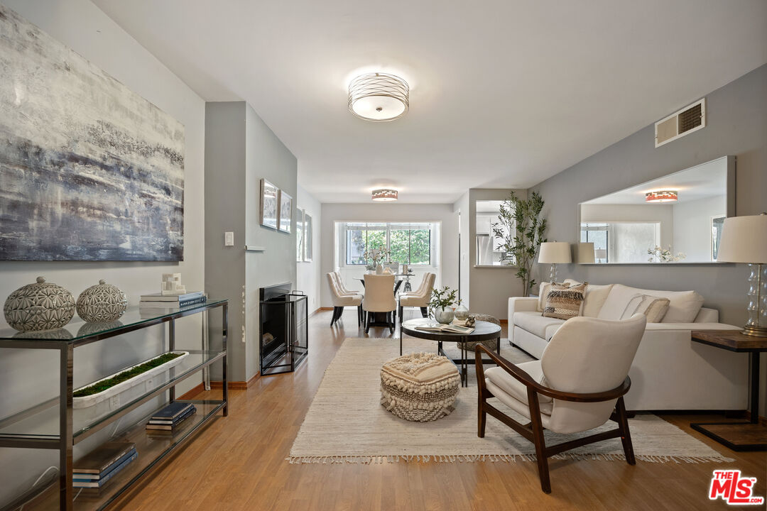 Property photo for 13102 Summertime Ln, Culver City, CA