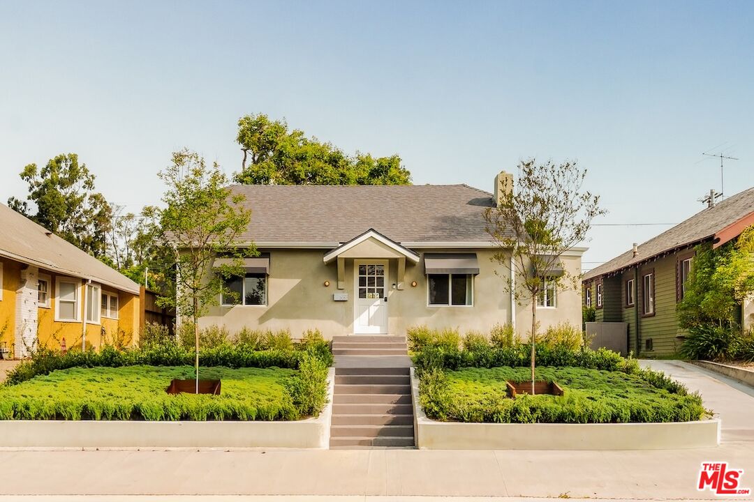 Property photo for 2057 W 28th St, Los Angeles, CA