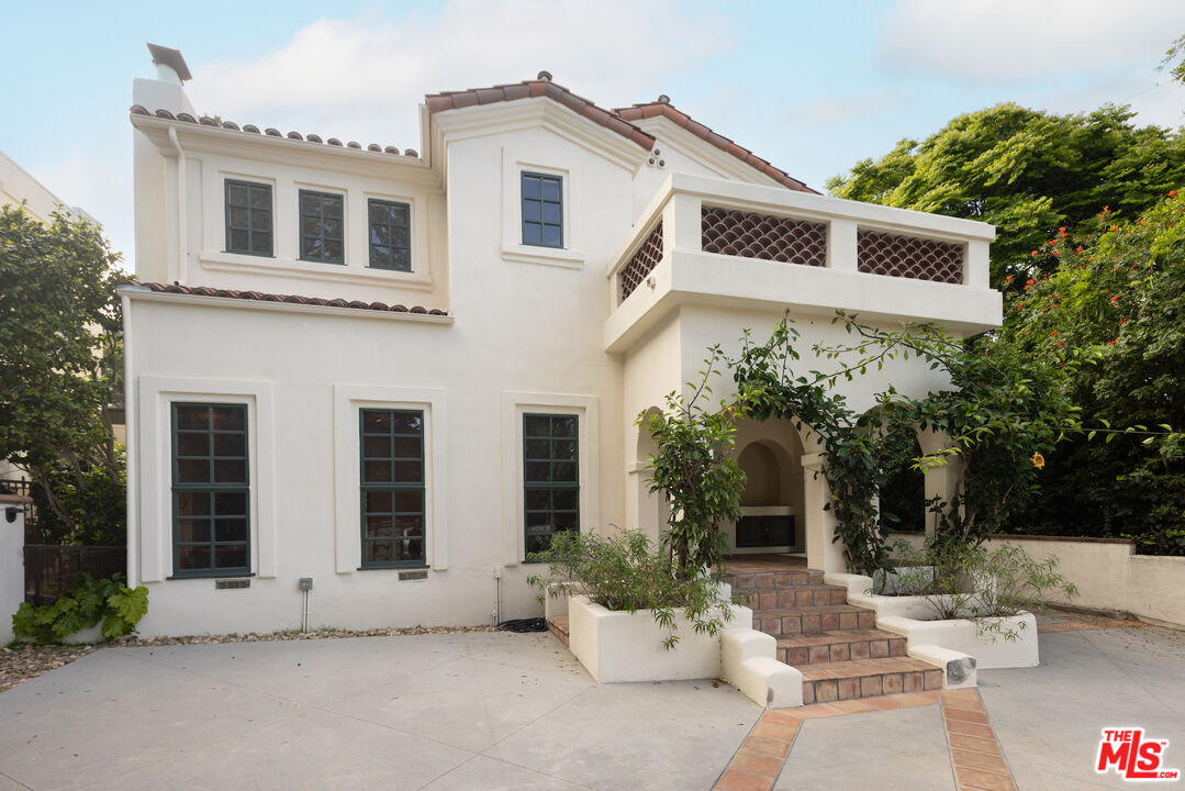 Property photo for 200 Mabery Rd, Santa Monica, CA