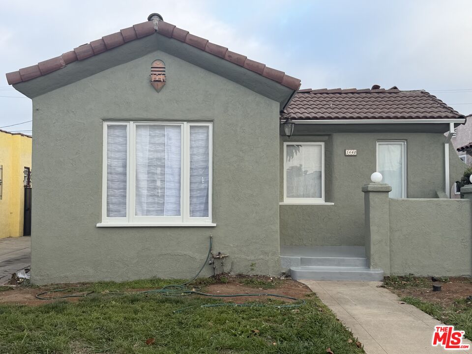Property photo for 1440 W 91st Pl, Los Angeles, CA