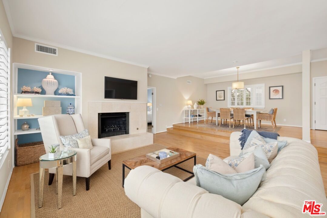 Property photo for 1247 10th St, #4, Santa Monica, CA