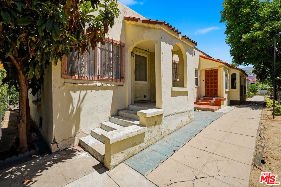 Property photo for 1410 N Serrano Ave, Los Angeles, CA