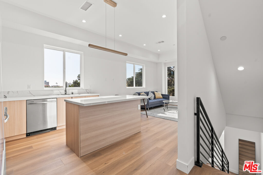 Property photo for 236 S Carondelet St, Los Angeles, CA