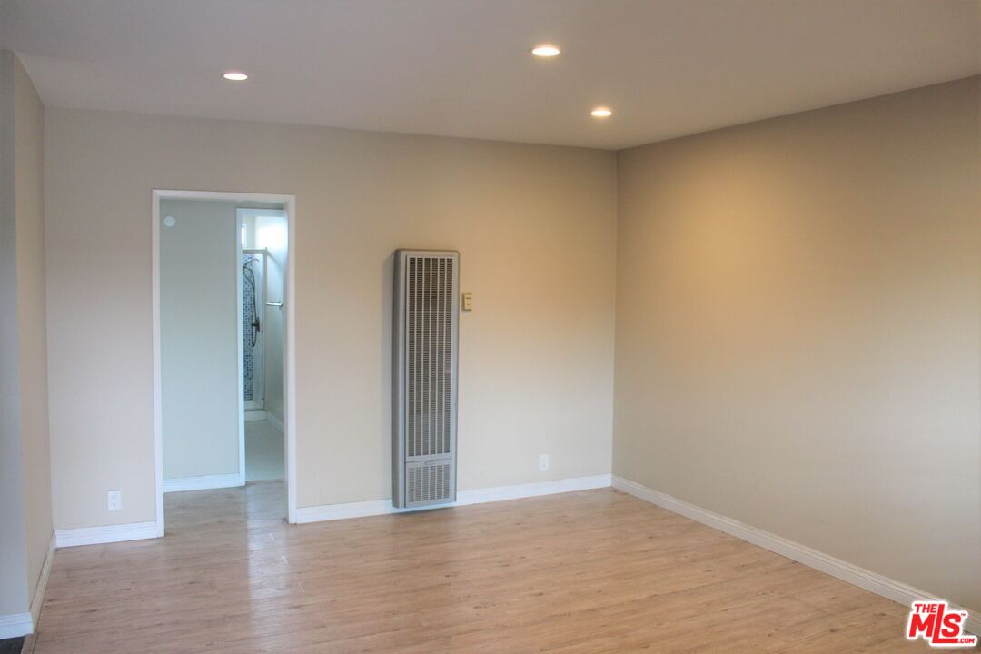 Property photo for 2501 W Redondo Beach Blvd, #335, Gardena, CA