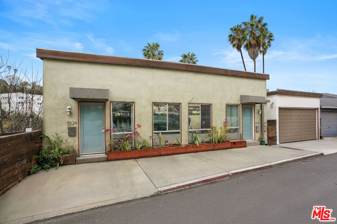 Property photo for 3324 Hamilton Way, Los Angeles, CA