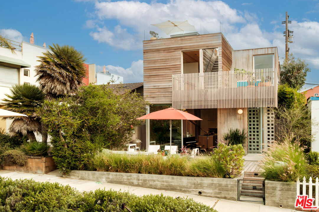Property photo for 260 31st St, Hermosa Beach, CA