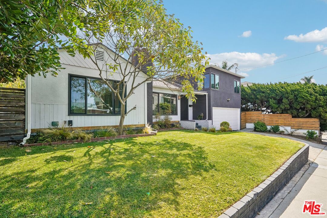 Property photo for 885 Kincaid Ave, Inglewood, CA