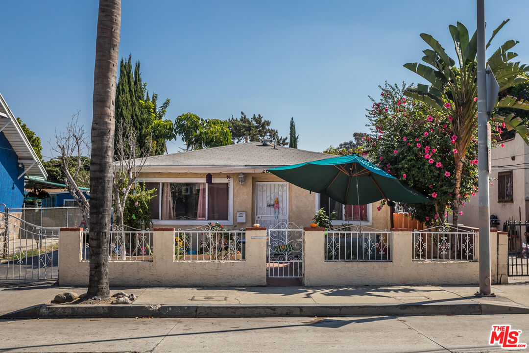 Property photo for 2660 Newell St, Los Angeles, CA