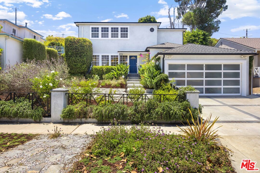 Property photo for 3007 Dahlgren Ave, Los Angeles, CA