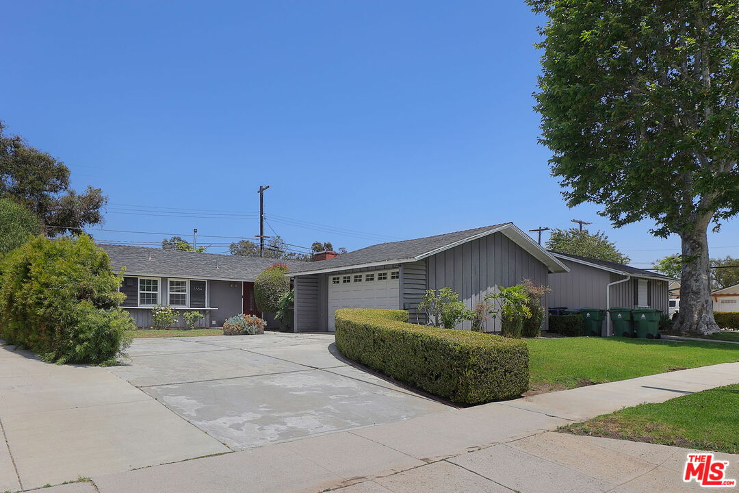Property photo for 2884 Dunleer Pl, Los Angeles, CA