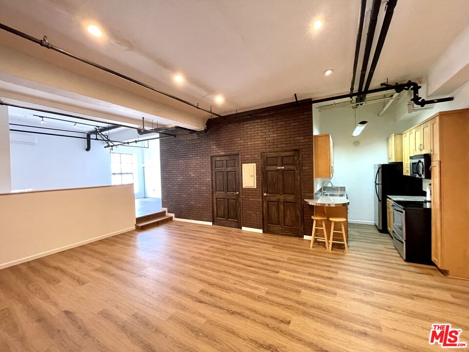 Property photo for 312 W 5TH ST, #1103, Los Angeles, CA