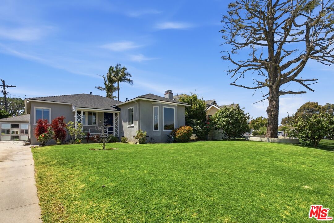 Property photo for 7407 Naylor Ave, Los Angeles, CA