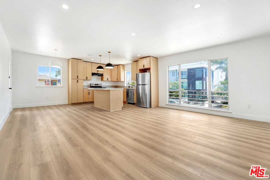 Property photo for 1435 S Hayworth Ave, #4, Los Angeles, CA