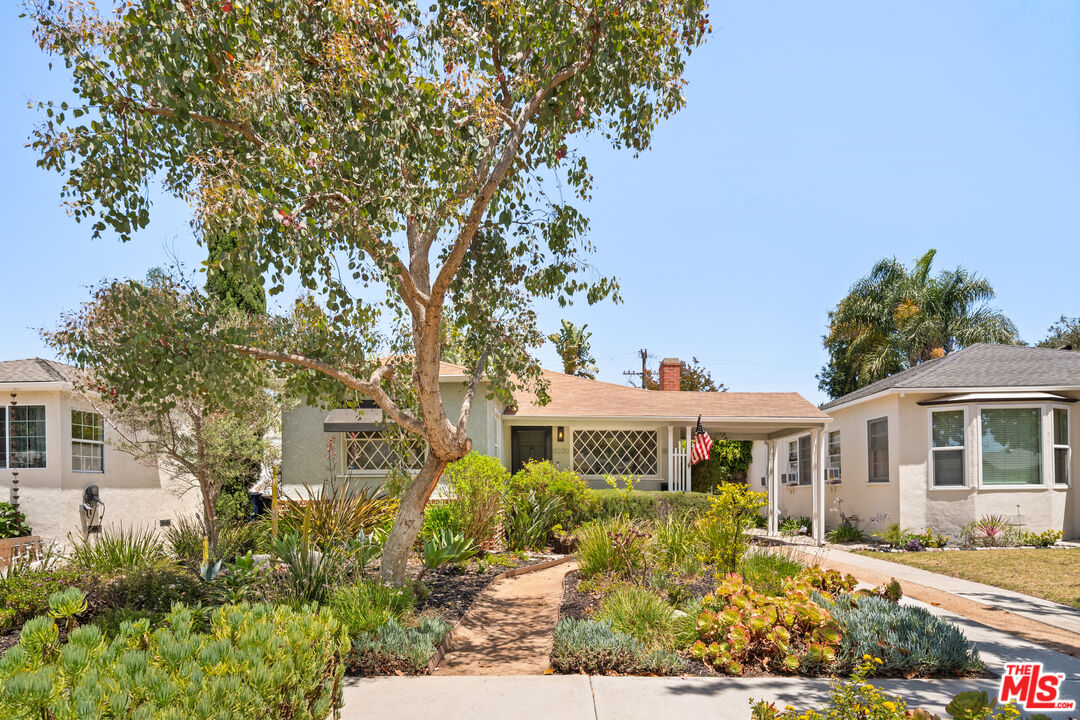 Property photo for 8020 Regis Way, Los Angeles, CA