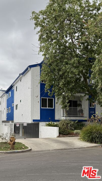 Property photo for 3729 Delmas Ter, #2, Los Angeles, CA