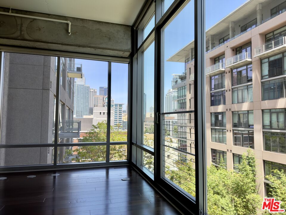 Property photo for 1100 S Hope St, #907, Los Angeles, CA