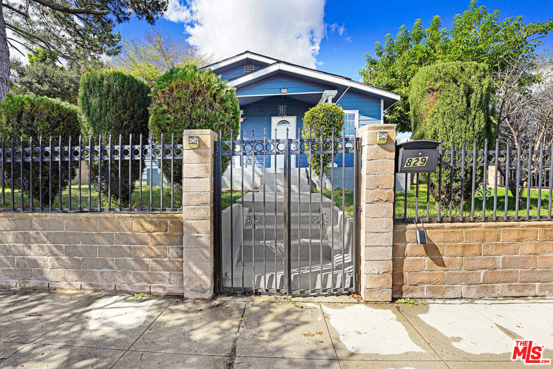 Property photo for 829 N Avenue 53, Los Angeles, CA