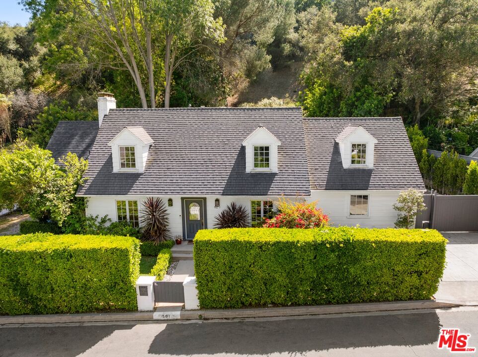 Property photo for 501 Cascada Way, Los Angeles, CA