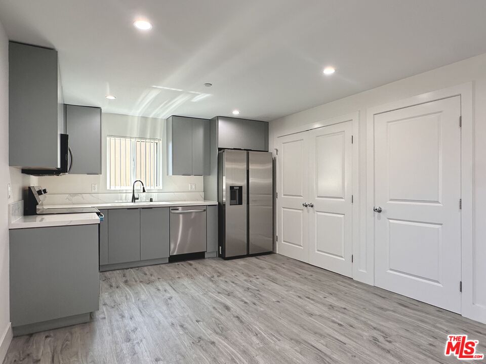 Property photo for 11512 Oxford Ave, #G, Hawthorne, CA