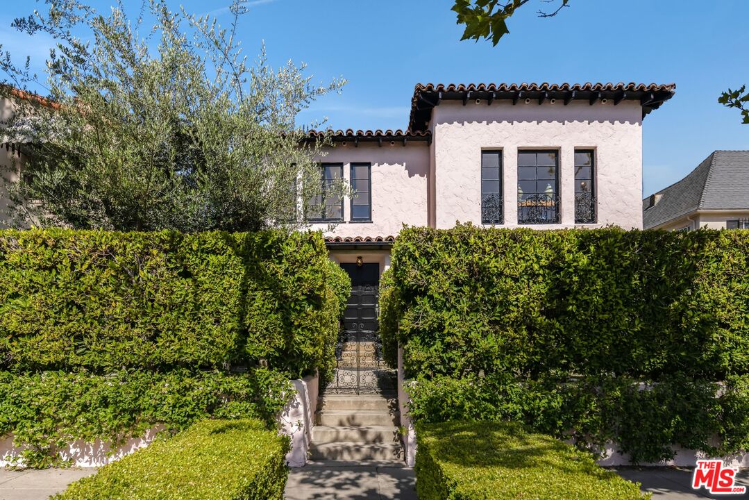 Property photo for 170 S Mansfield Ave, Los Angeles, CA