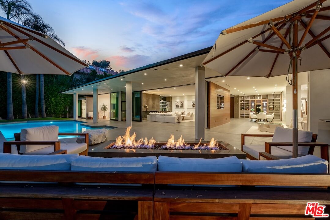 Property photo for 9108 Alanda Pl, Beverly Hills, CA