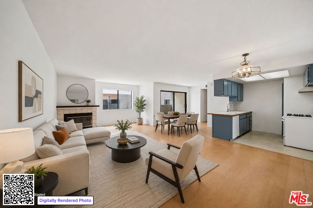 Property photo for 11924 Mayfield Ave, #2, Los Angeles, CA