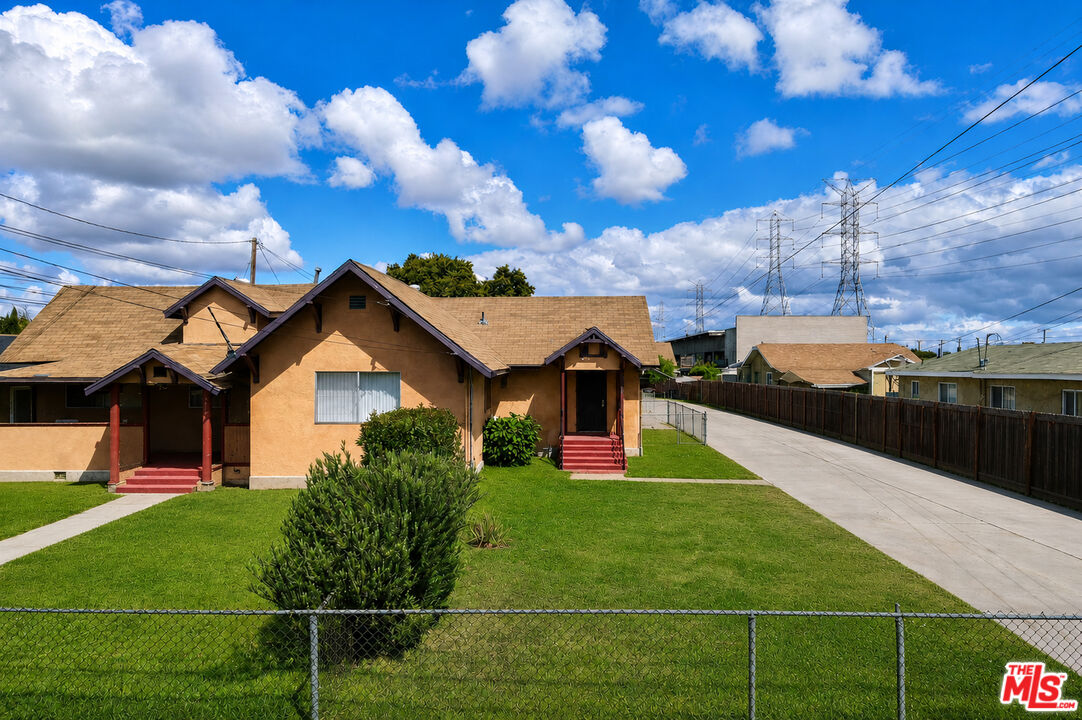 Property photo for 9014 S Fir Ave, Los Angeles, CA