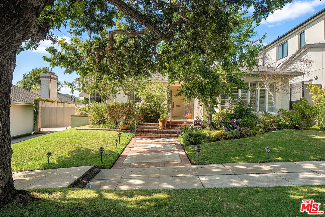 Property photo for 9133 Sawyer St, Los Angeles, CA