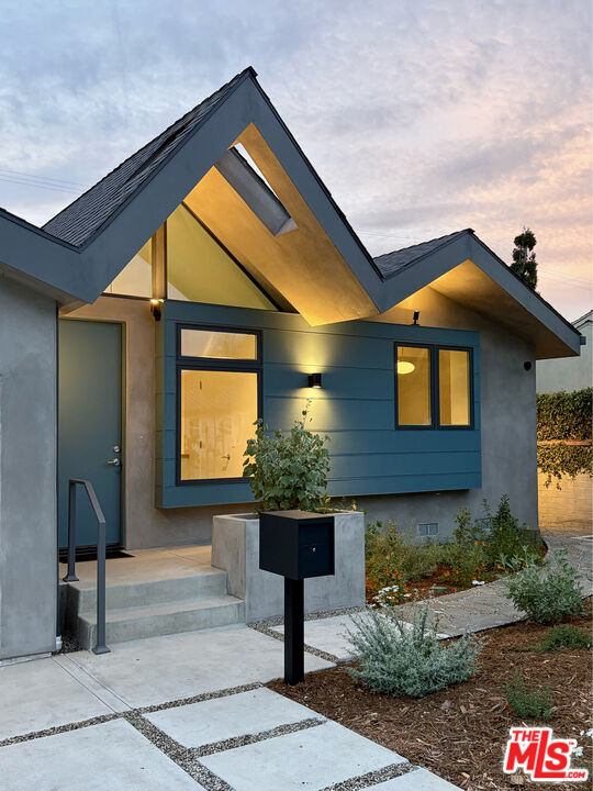 Property photo for 11929 Bray St, Culver City, CA