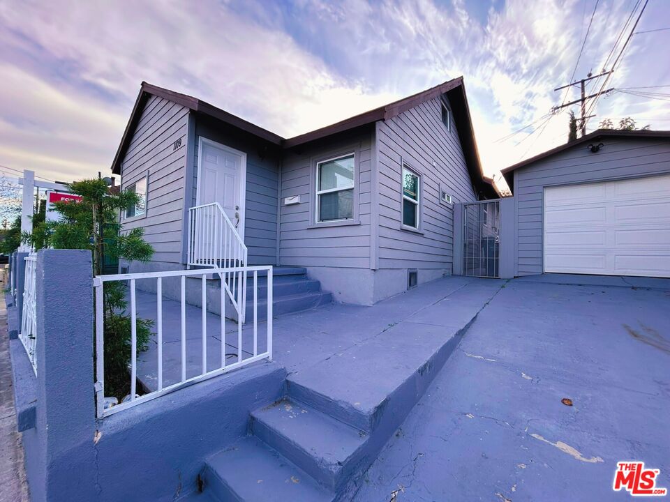 Property photo for 1109 N Chester Ave, Inglewood, CA