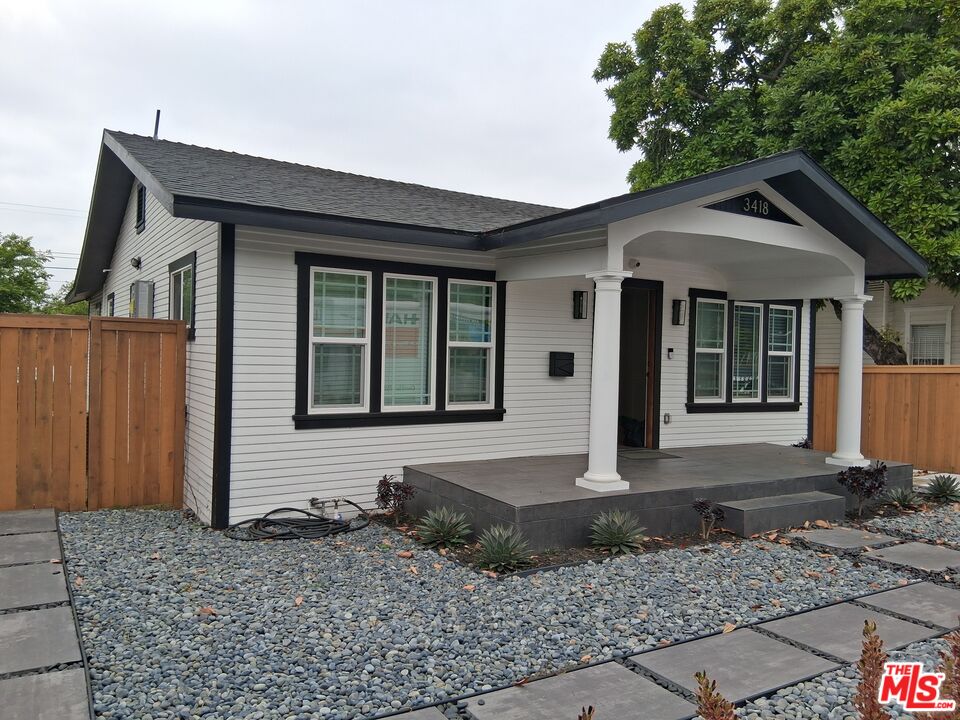 Property photo for 3418 W 27th St, Los Angeles, CA