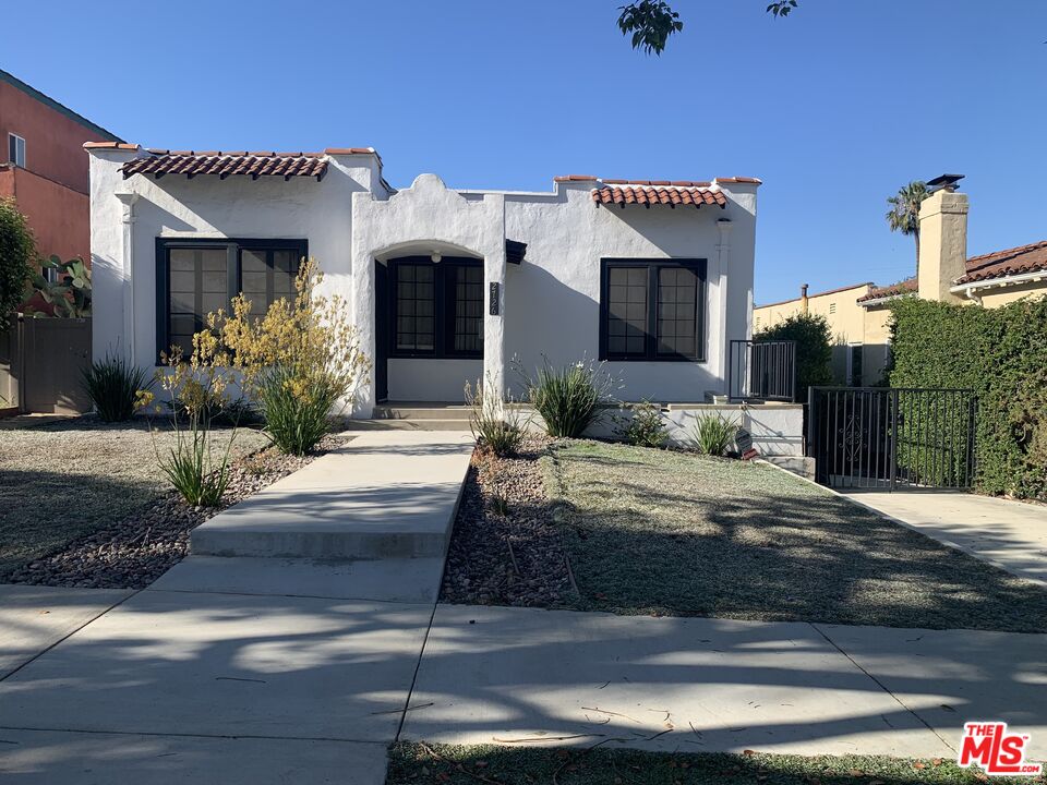 Property photo for 2726 Angus St, Los Angeles, CA