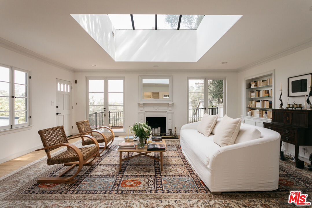 Property photo for 8831 Lookout Mountain Ave, Los Angeles, CA