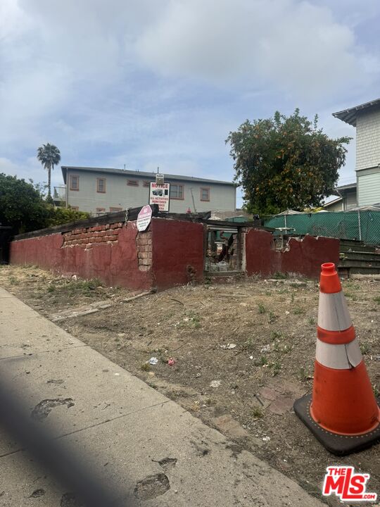 Property photo for 1222 Bellevue Ave, Los Angeles, CA