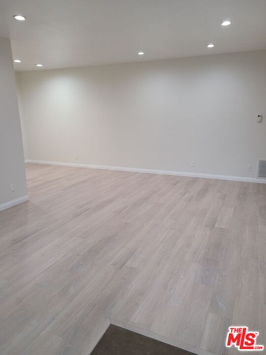 Property photo for 1132 S Oakhurst, #2, Los Angeles, CA