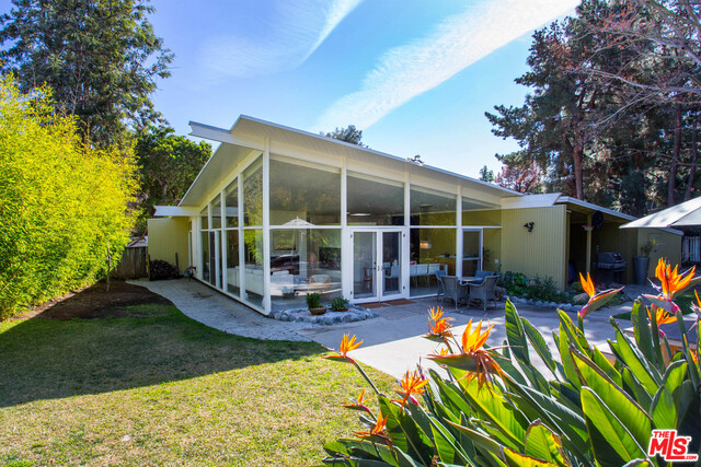 Property photo for 7561 LOLINA LN, Los Angeles, CA