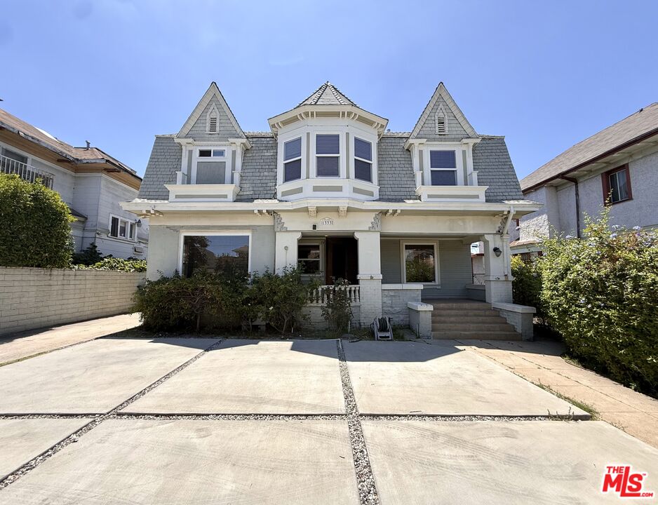 Property photo for 1333 Arapahoe St, Los Angeles, CA