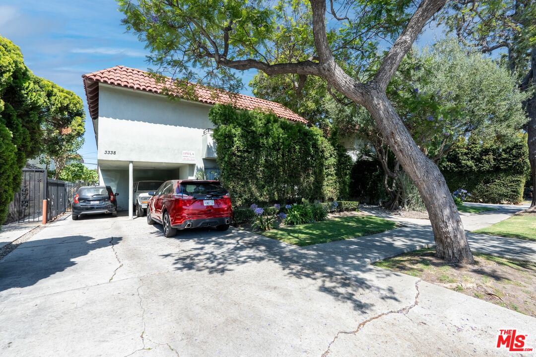 Property photo for 3338 Mentone Ave, Los Angeles, CA