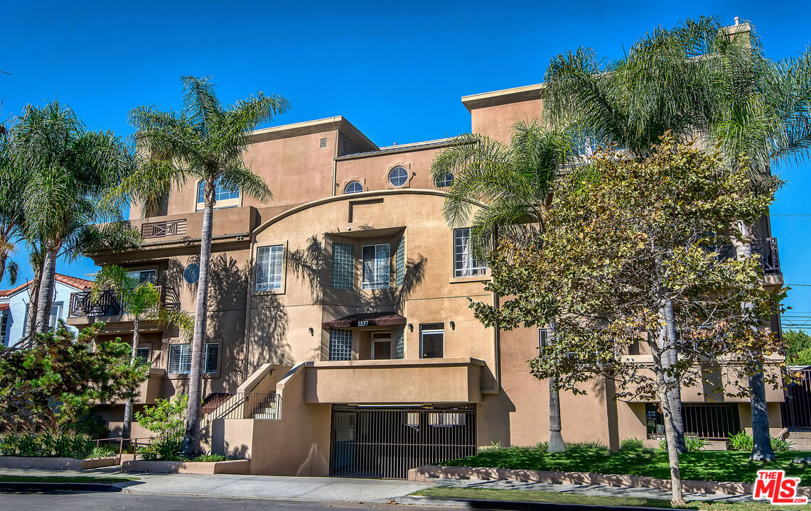 Property photo for 1537 S Wooster St, #105, Los Angeles, CA