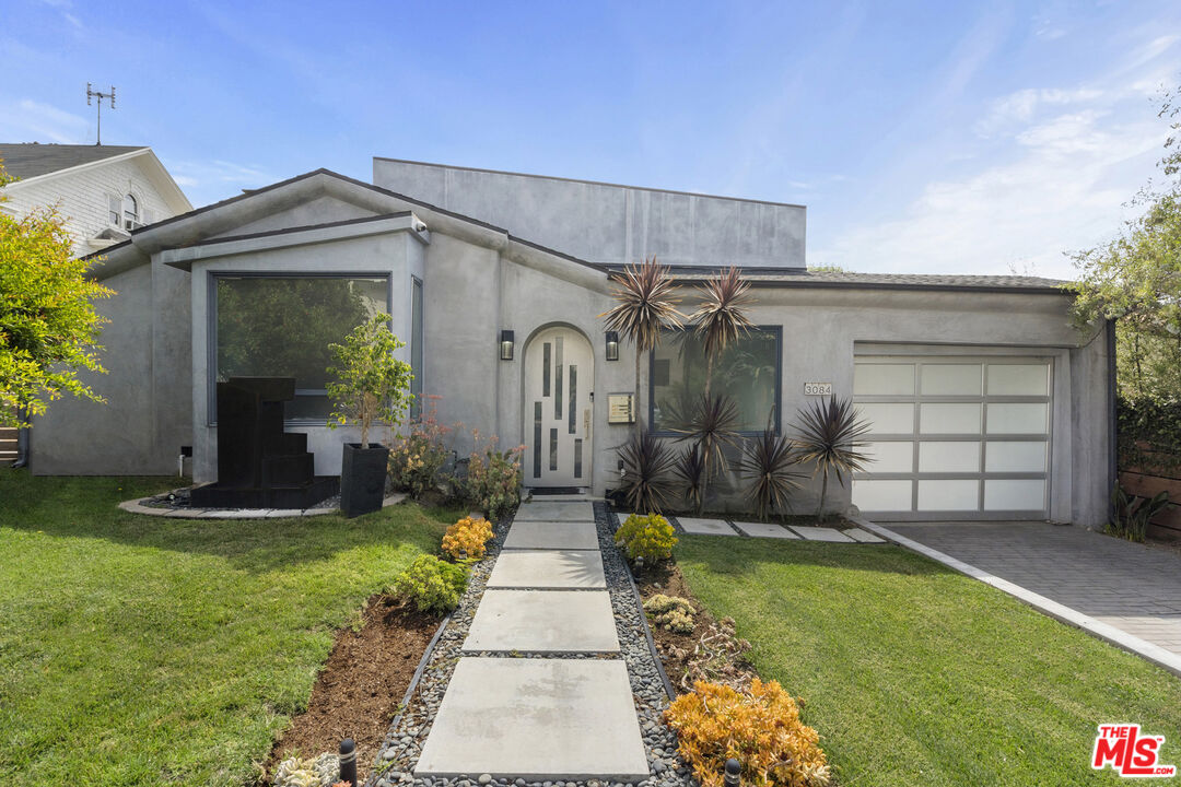 Property photo for 3084 St George St, Los Angeles, CA