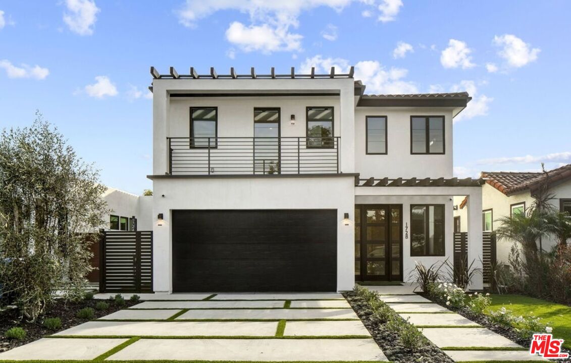 Property photo for 1728 S Shenandoah St, Los Angeles, CA