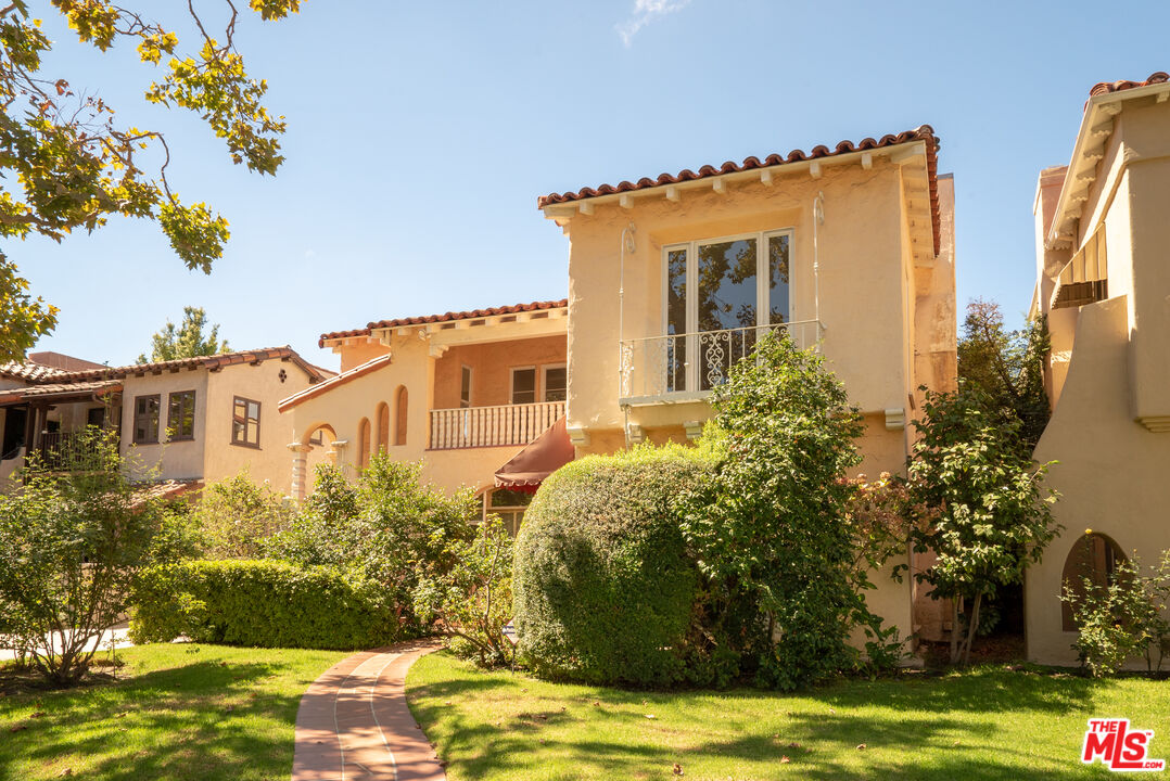 Property photo for 441 S Bedford DR, Beverly Hills, CA
