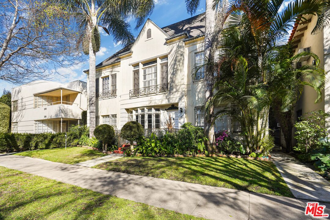 Property photo for 228 S REEVES DR, #C, Beverly Hills, CA