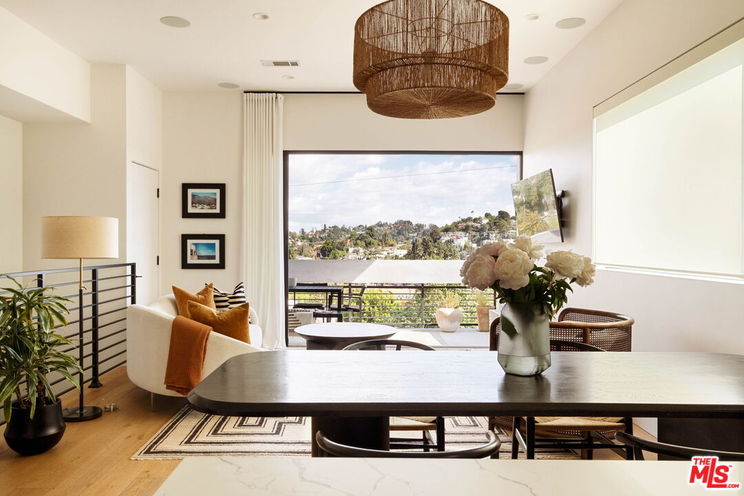 Property photo for 3256 Colony Cir, Los Angeles, CA